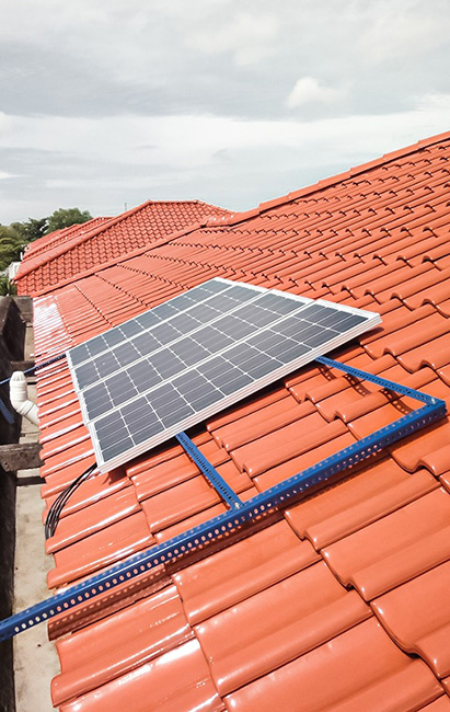 Winter Solar Roof Care