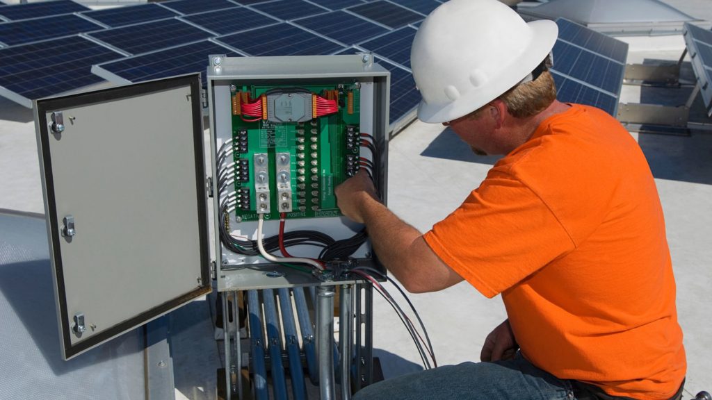How Do Solar Panels Removal and Reinstallation Services Work Near Me?