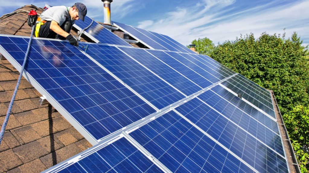 What Innovations are Top Solar Companies in Arizona Bringing in 2024?