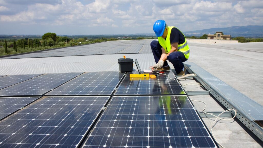 Solar Panel Installation: DIY vs. Professional Services